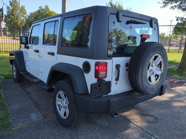 2013 Jeep Wrangler — detail view