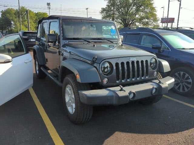 2016 Jeep Wrangler — interior view