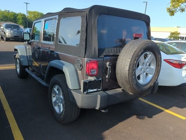 2016 Jeep Wrangler — detail view