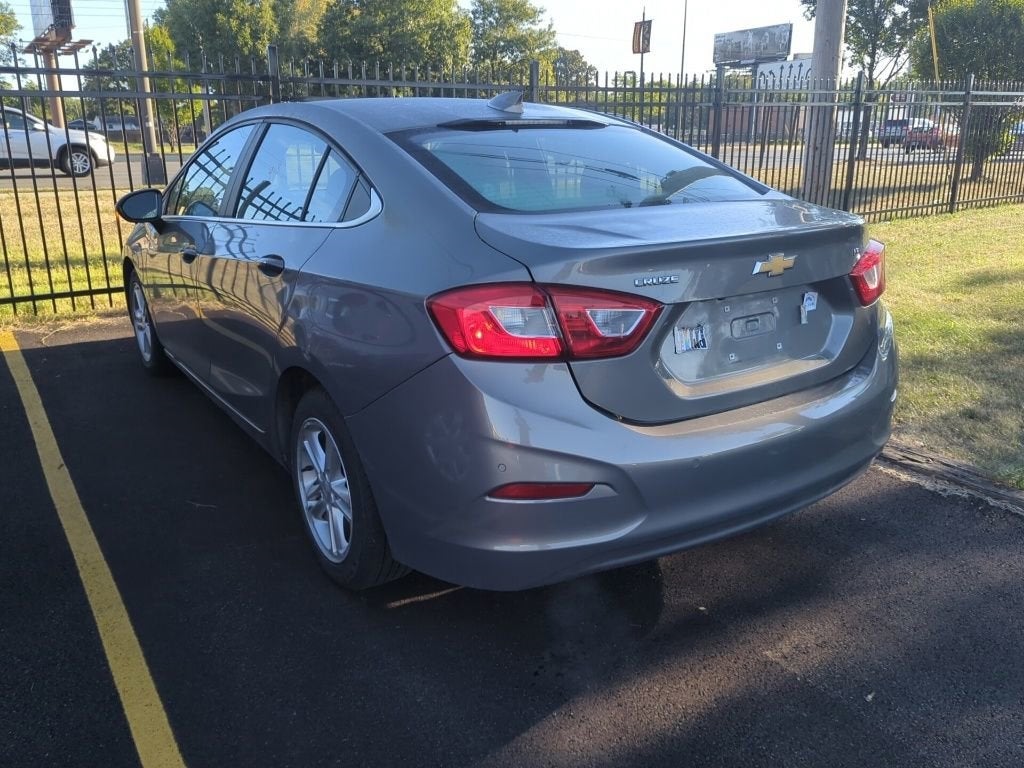2018 Chevrolet Cruze — detail view