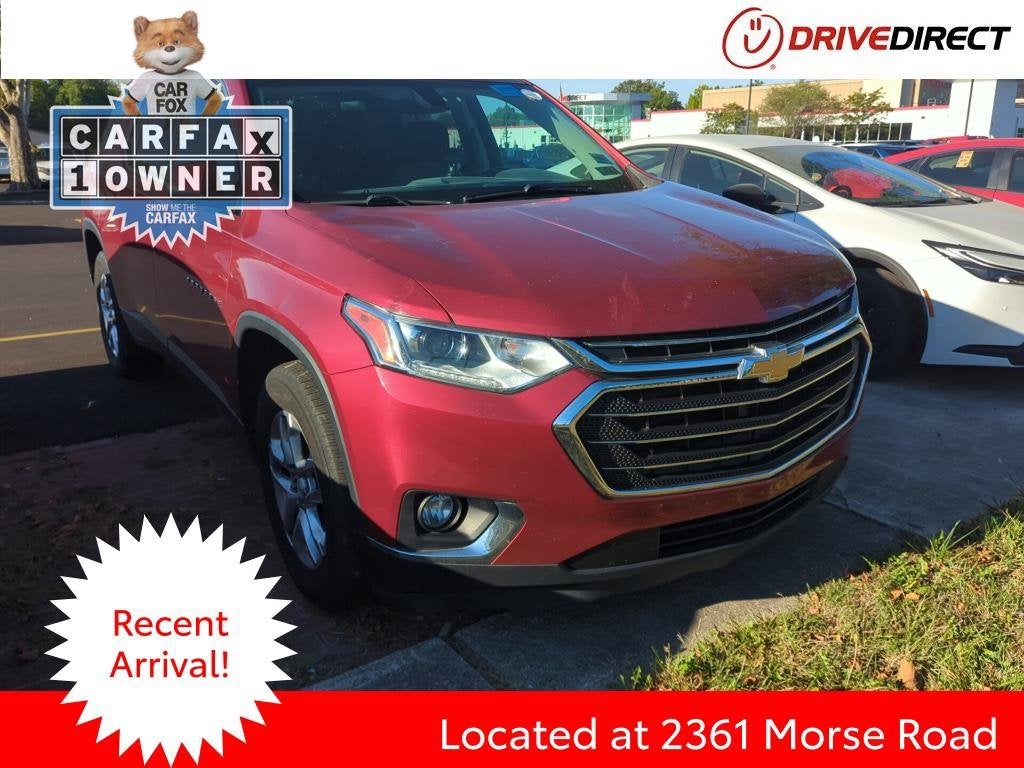 2018 Chevrolet Traverse LT in Cajun Red Tintcoat — front three-quarter view