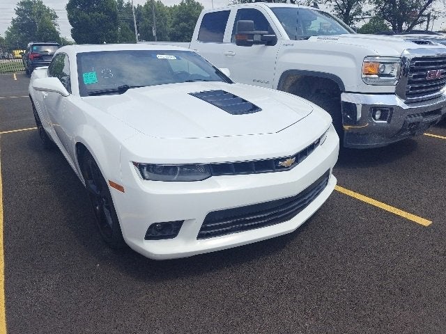 2014 Chevrolet Camaro SS in Summit White — front three-quarter view