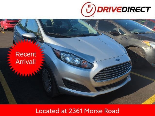 2017 Ford Fiesta SE in Ingot Silver — front three-quarter view