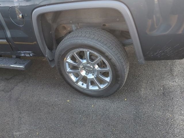2018 GMC Sierra 1500 — detail view