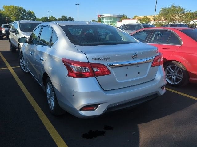 2018 Nissan Sentra — detail view