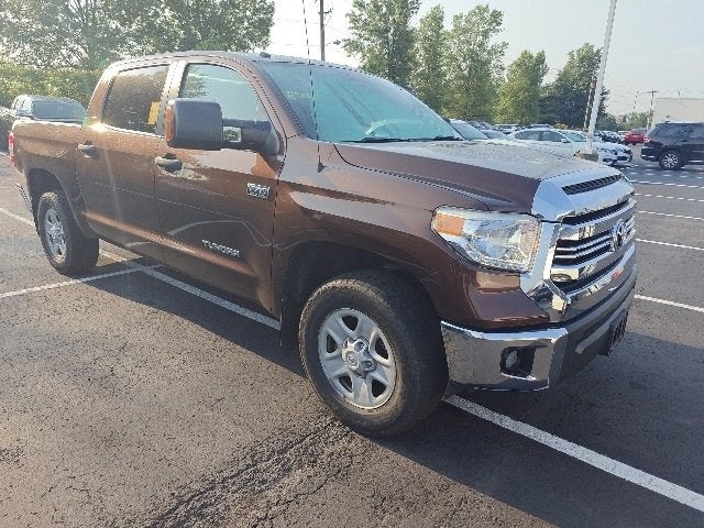 2016 Toyota Tundra SR5 in Sunset Bronze Mica — front three-quarter view