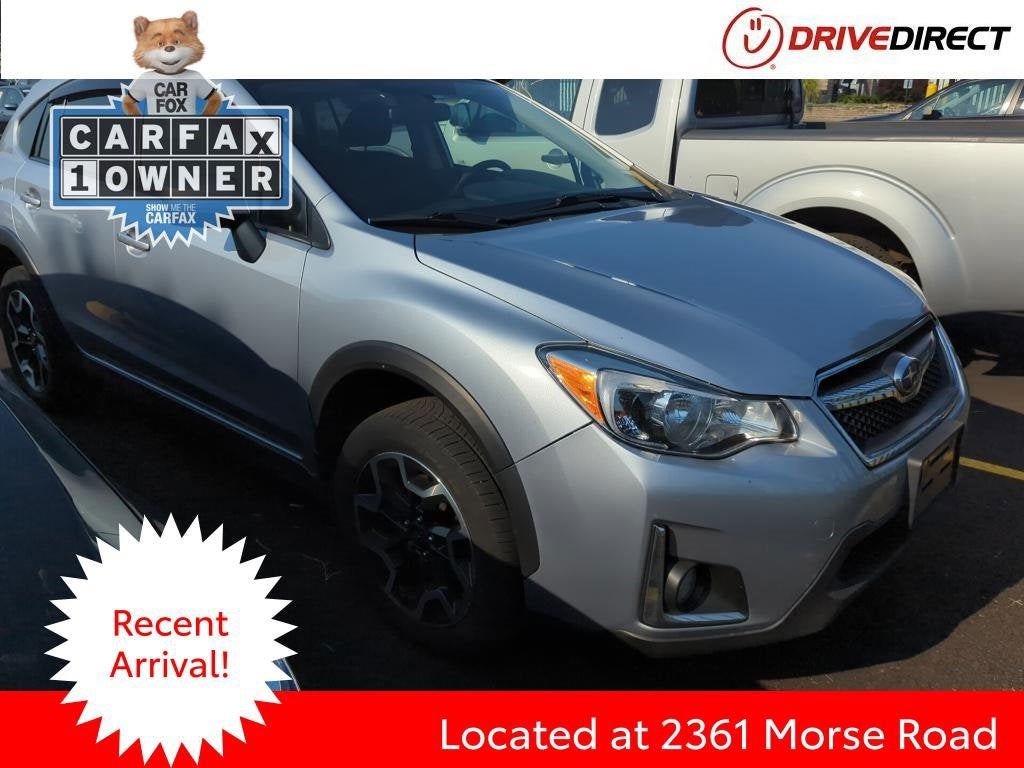 2017 Subaru Crosstrek 2.0i Premium in Ice Silver Metallic — front three-quarter view