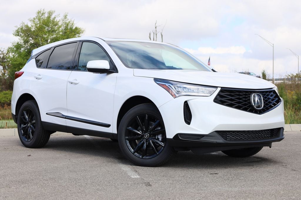 2026 Acura RDX Base SH-AWD in Platinum White Pearl — front three-quarter view