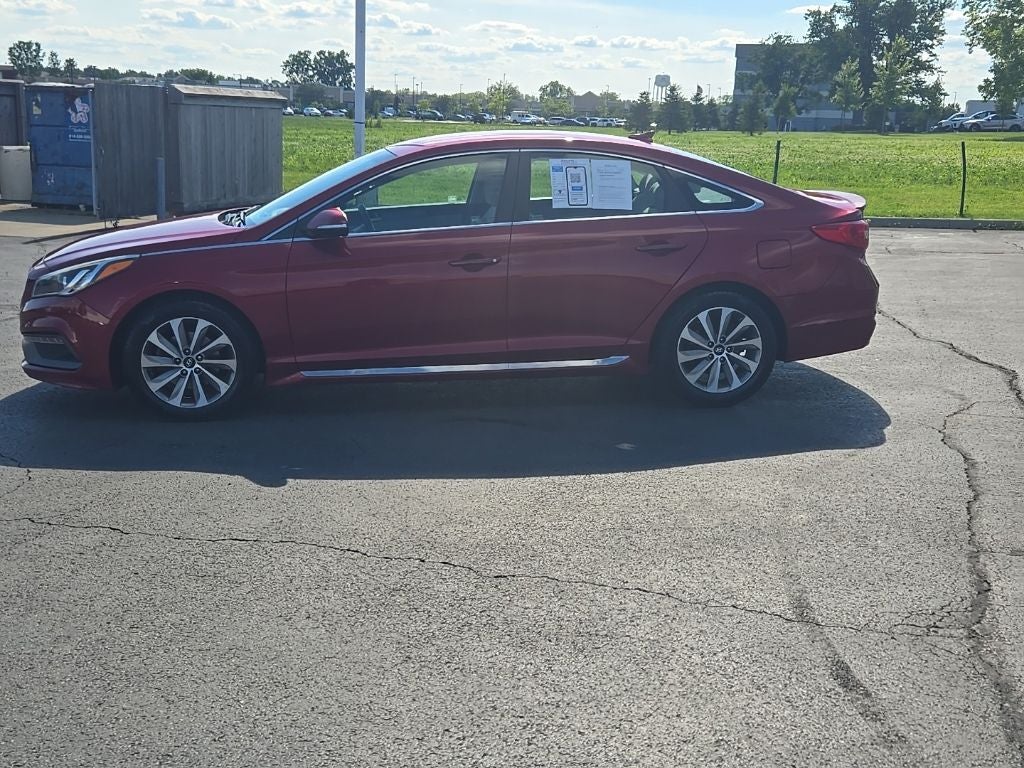 2015 Hyundai Sonata — interior view