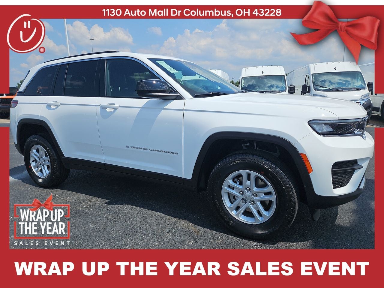 2025 Jeep Grand Cherokee GRAND CHEROKEE LAREDO 4X4 in Bright White Clear-Coat Exterior Paint — front three-quarter view