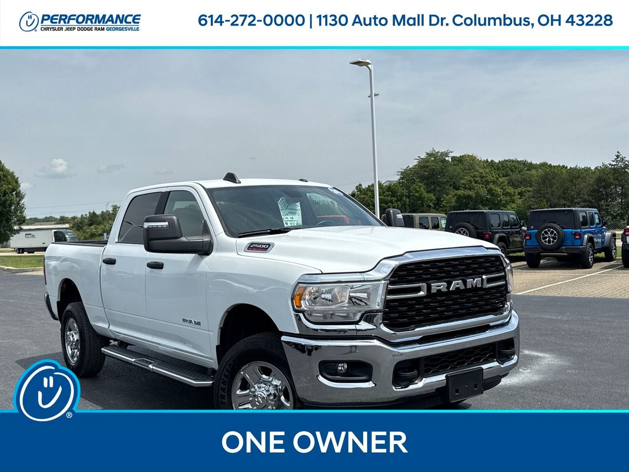 2024 RAM 2500 Big Horn Crew Cab 4x4 6'4' Box in Bright White Clearcoat — front three-quarter view