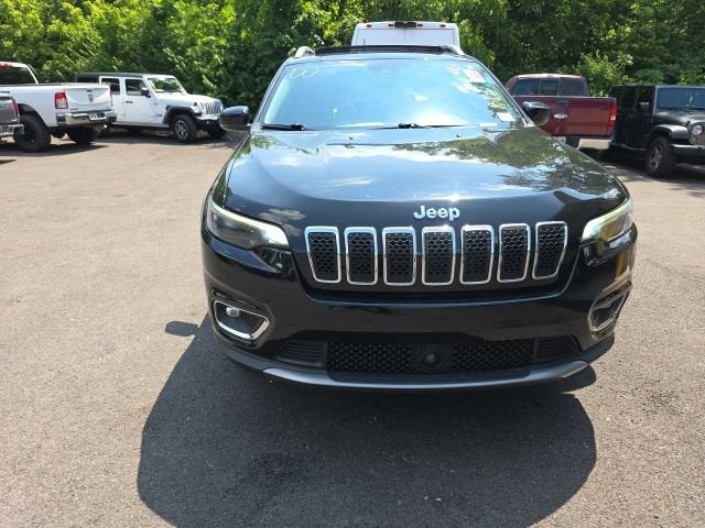 2021 Jeep Cherokee — rear three-quarter view