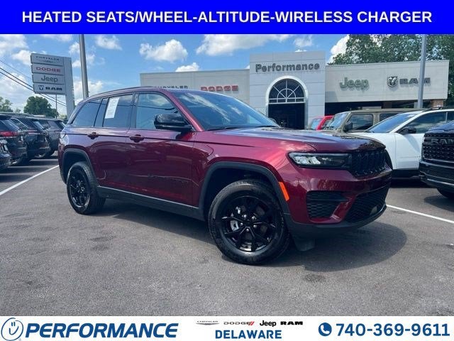 2025 Jeep Grand Cherokee Altitude in Velvet Red Pearlcoat — front three-quarter view