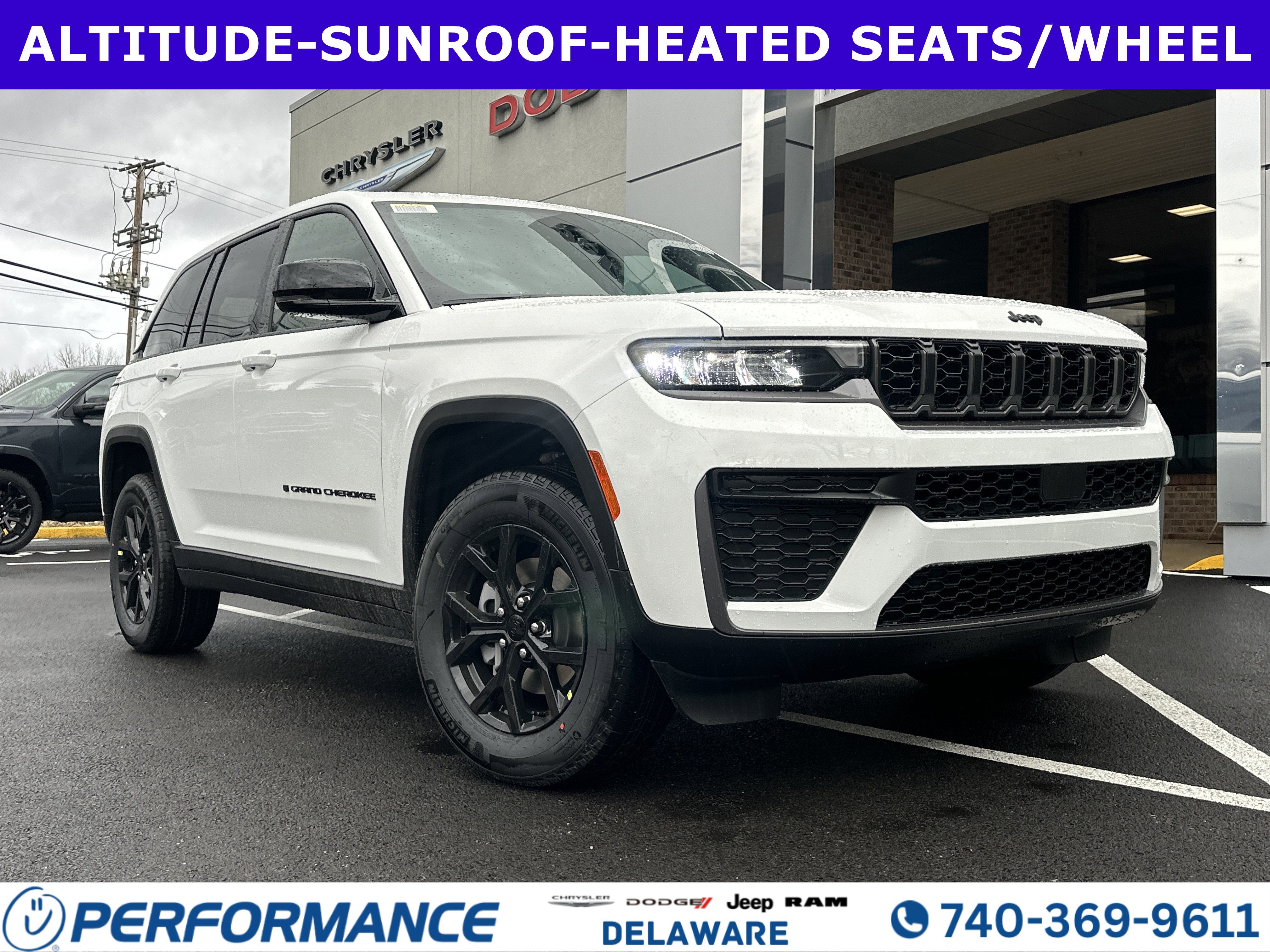 2026 Jeep Grand Cherokee Altitude in Bright White Clearcoat — front three-quarter view
