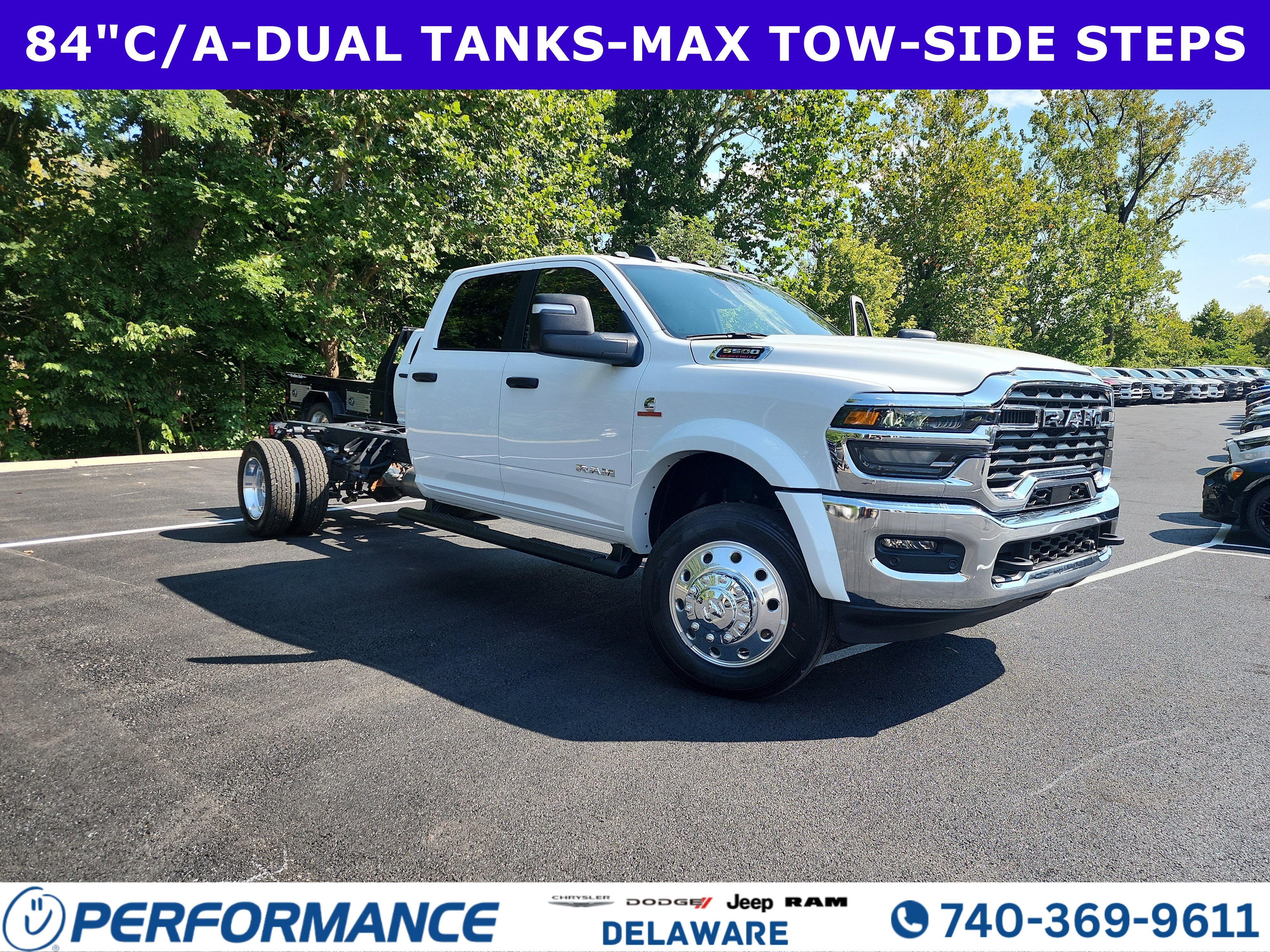 2026 RAM 5500HD Big Horn in Bright White Clearcoat — front three-quarter view
