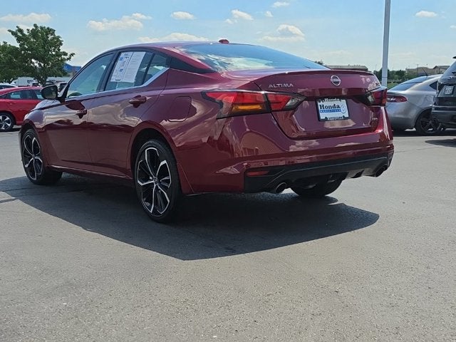 2025 Nissan Altima — detail view