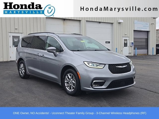 2021 Chrysler Pacifica Touring in Billet Silver Metallic — front three-quarter view