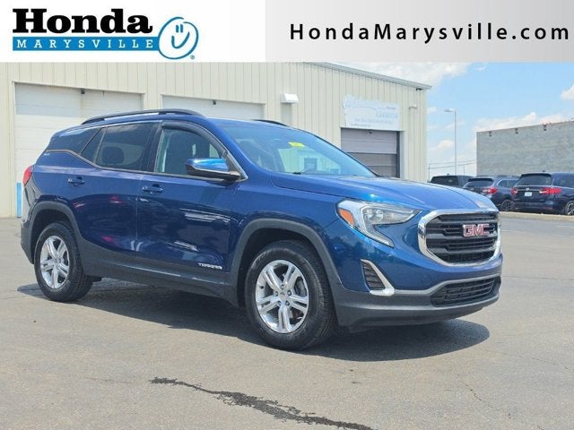 2020 GMC Terrain SLE in Blue Emerald Metallic — front three-quarter view