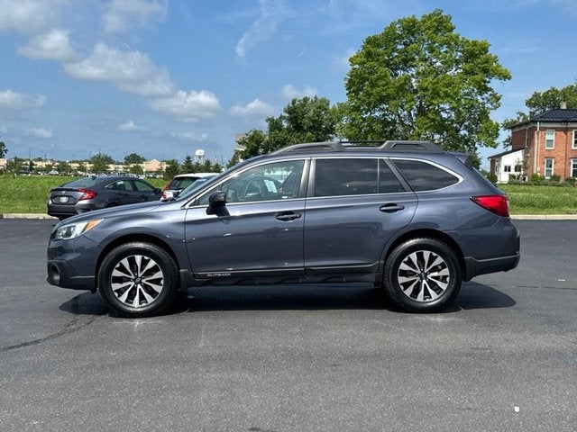 2017 Subaru Outback — interior view