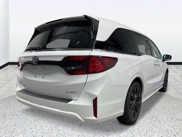 2026 Honda Odyssey — rear three-quarter view