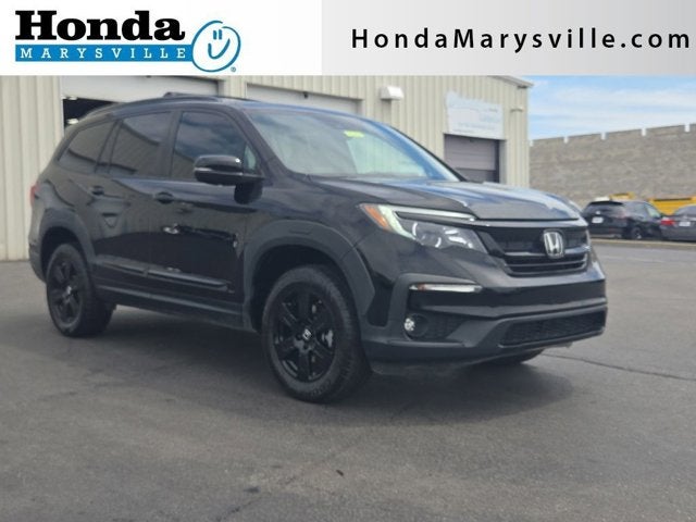 2022 Honda Pilot TrailSport in Crystal Black Pearl — front three-quarter view
