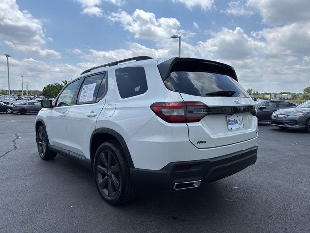 2025 Honda Pilot — detail view