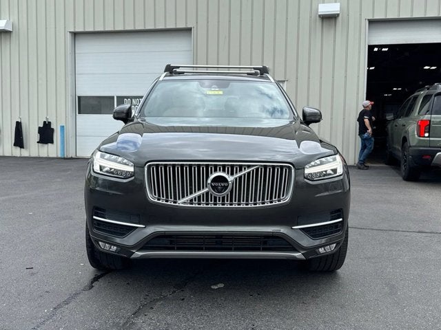2018 Volvo XC90 — side profile view