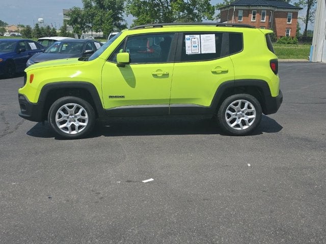 2017 Jeep Renegade — interior view