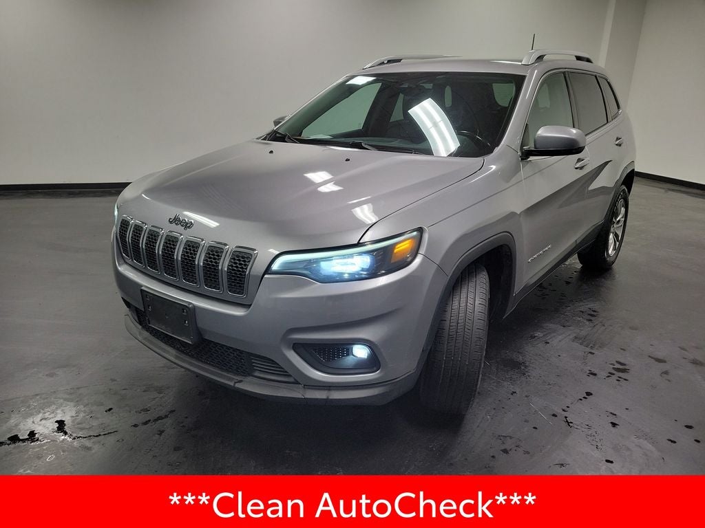 2021 Jeep Cherokee — interior view