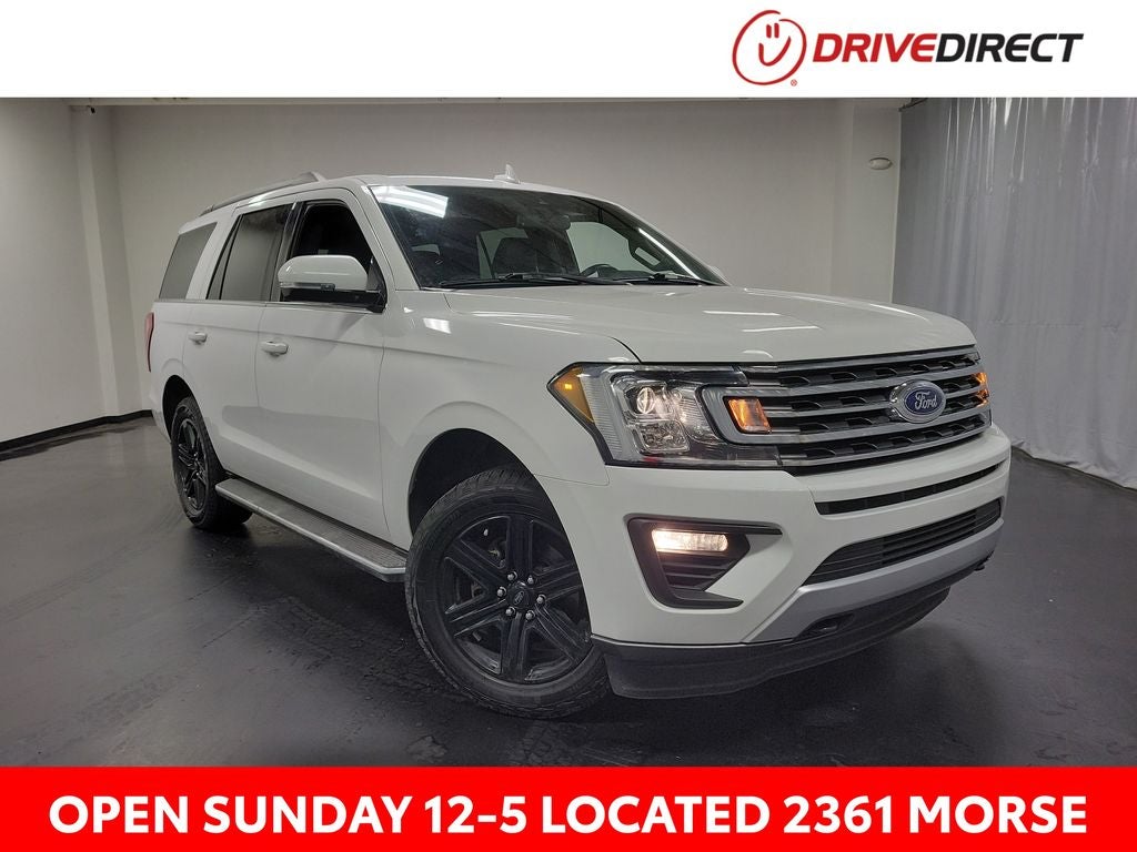 2021 Ford Expedition XLT in Oxford White — front three-quarter view