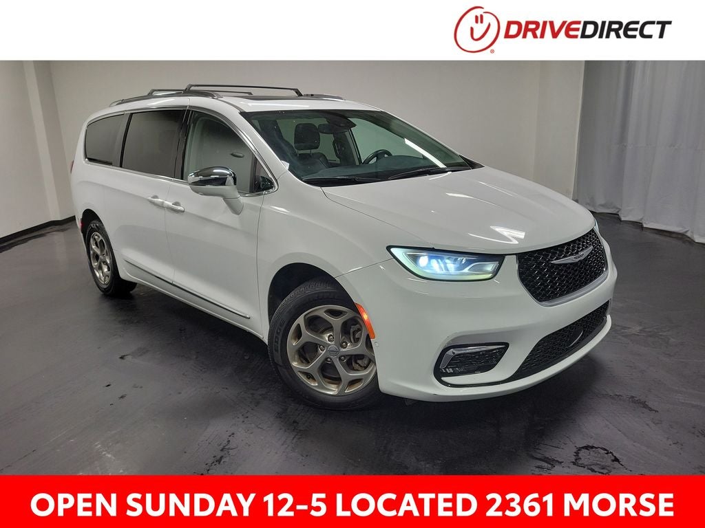 2021 Chrysler Pacifica Limited in Bright White Clearcoat — front three-quarter view