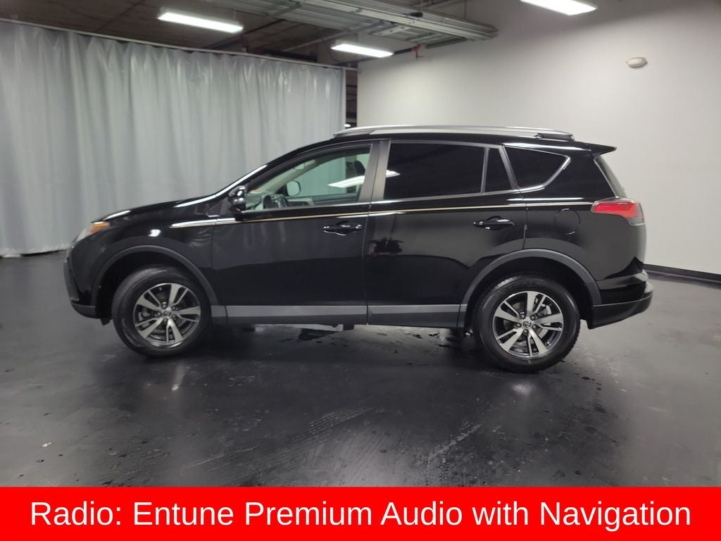 2018 Toyota RAV4 — detail view