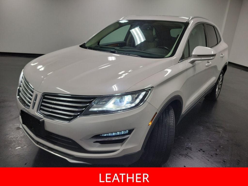 2017 Lincoln MKC — interior view