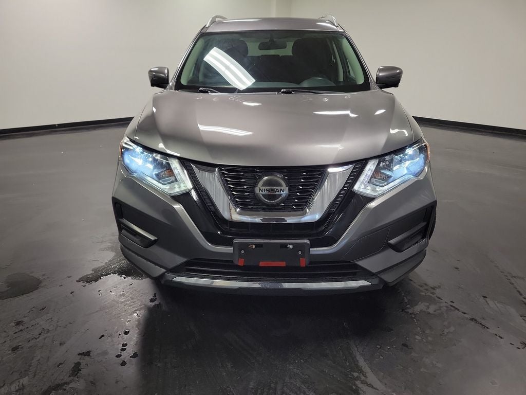 2018 Nissan Rogue — side profile view