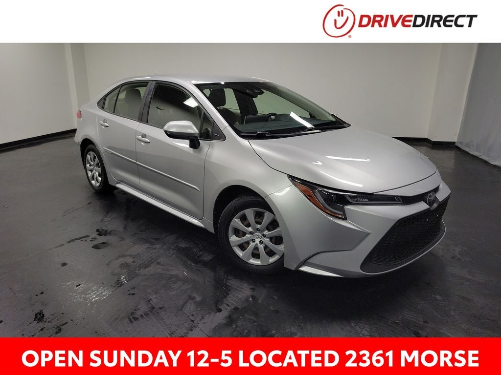 2020 Toyota Corolla LE in Classic Silver Metallic — front three-quarter view