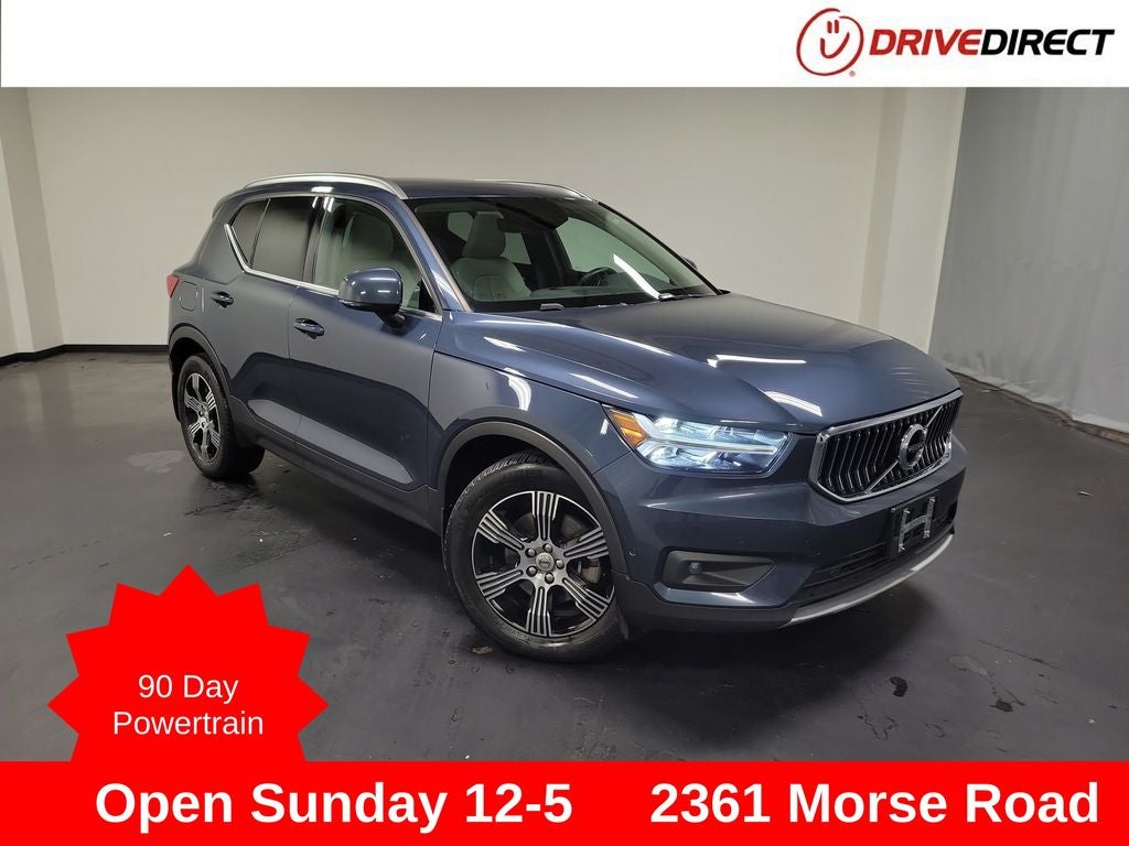 2019 Volvo XC40 T5 Inscription in Denim Blue Metallic — front three-quarter view